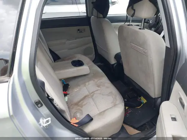 JA4AP3AU4HZ020188 2017 MITSUBISHI OUTLANDER - Image 8