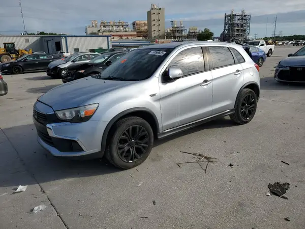 JA4AP3AU4HZ023804 2017 MITSUBISHI OUTLANDER - Image 1