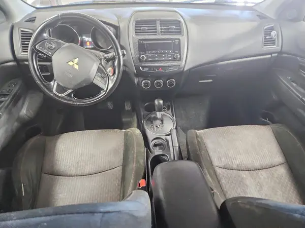 JA4AP3AU4HZ027982 2017 MITSUBISHI OUTLANDER - Image 8
