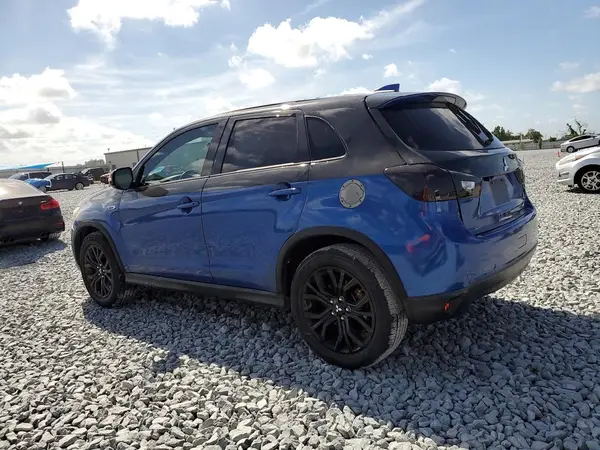 JA4AP3AU4HZ035242 2017 MITSUBISHI OUTLANDER - Image 2