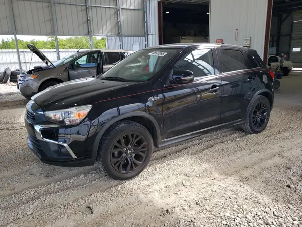 JA4AP3AU4HZ036519 2017 MITSUBISHI OUTLANDER - Image 1