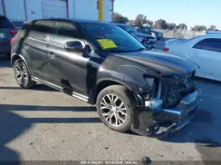 JA4AP3AU4HZ042174 2017 MITSUBISHI OUTLANDER