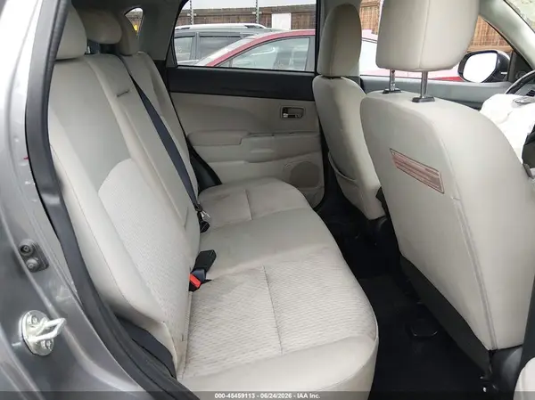 JA4AP3AU4HZ042708 2017 MITSUBISHI OUTLANDER - Image 8