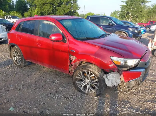 JA4AP3AU4HZ049562 2017 MITSUBISHI OUTLANDER - Image 1