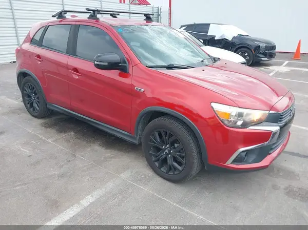 JA4AP3AU4HZ050470 2017 MITSUBISHI OUTLANDER - Image 1