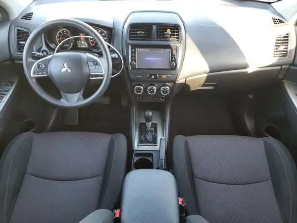 JA4AP3AU4JU003197 2018 MITSUBISHI OUTLANDER - Image 8