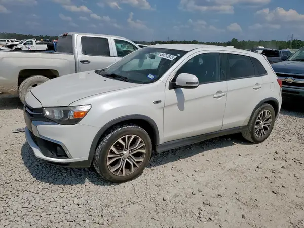 JA4AP3AU4JU009422 2018 MITSUBISHI OUTLANDER - Image 1