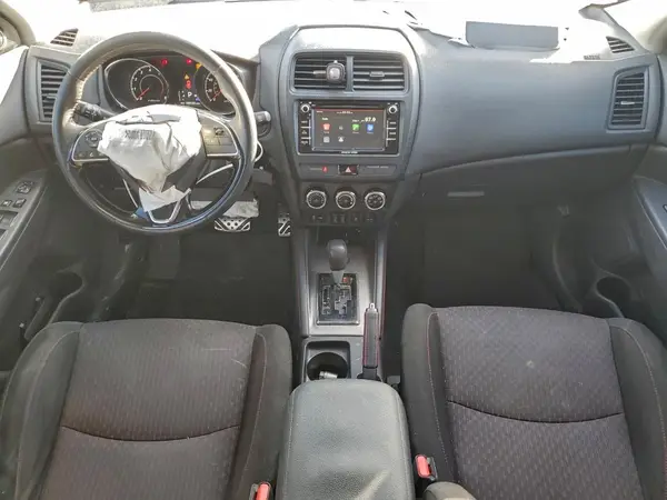 JA4AP3AU4JU014359 2018 MITSUBISHI OUTLANDER - Image 8