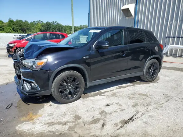 JA4AP3AU4JU014698 2018 MITSUBISHI OUTLANDER - Image 1