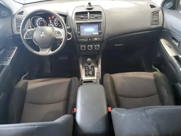 JA4AP3AU4JU016953 2018 MITSUBISHI OUTLANDER - Image 8