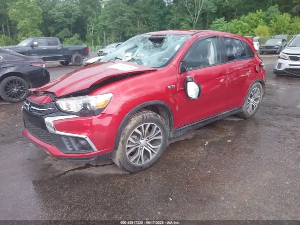 JA4AP3AU4JU019593 2018 MITSUBISHI OUTLANDER - Image 1