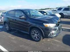 JA4AP3AU4JU021005 2018 MITSUBISHI OUTLANDER