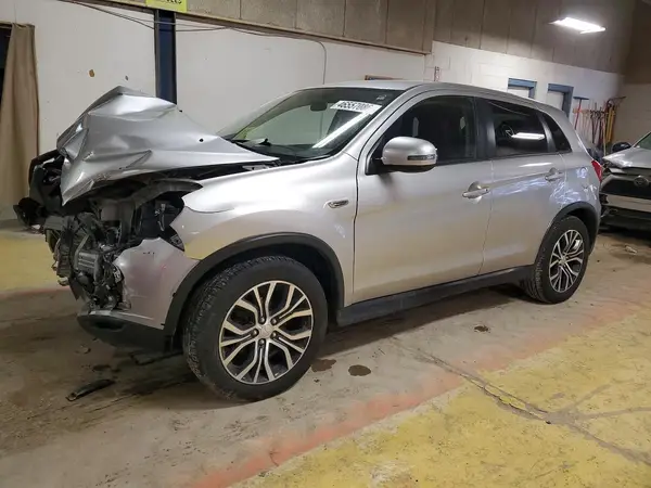JA4AP3AU4JU023045 2018 MITSUBISHI OUTLANDER - Image 1