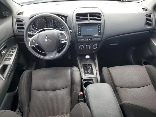 JA4AP3AU4JU025295 2018 MITSUBISHI OUTLANDER - Image 8