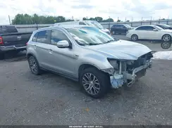 JA4AP3AU4JZ000724 2018 MITSUBISHI OUTLANDER