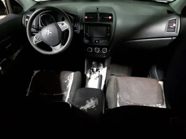 JA4AP3AU4JZ000772 2018 MITSUBISHI OUTLANDER - Image 8