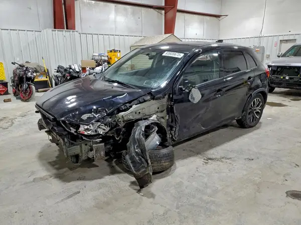 JA4AP3AU4JZ005809 2018 MITSUBISHI OUTLANDER - Image 1