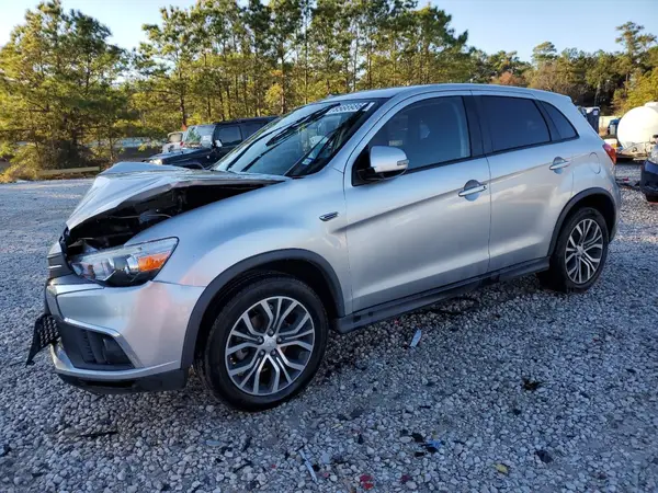 JA4AP3AU4JZ015126 2018 MITSUBISHI OUTLANDER - Image 1