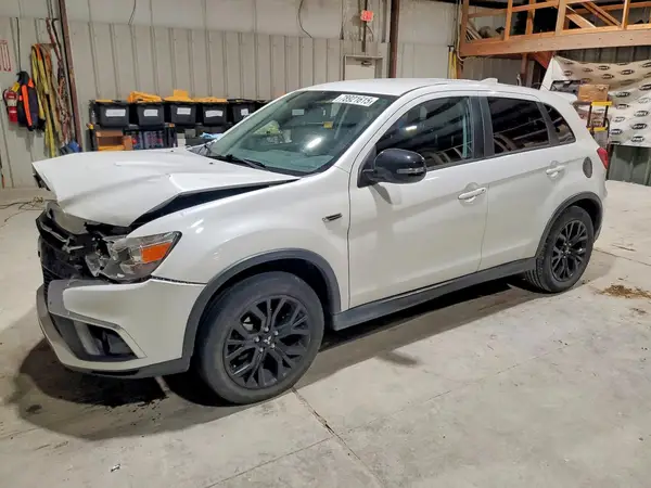 JA4AP3AU4JZ023825 2018 MITSUBISHI OUTLANDER - Image 1