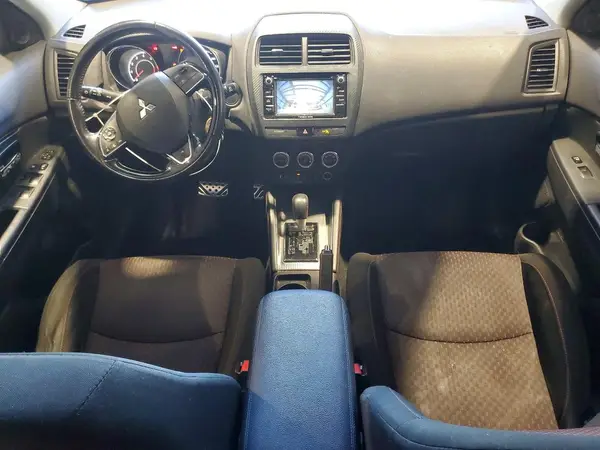JA4AP3AU4JZ023825 2018 MITSUBISHI OUTLANDER - Image 8