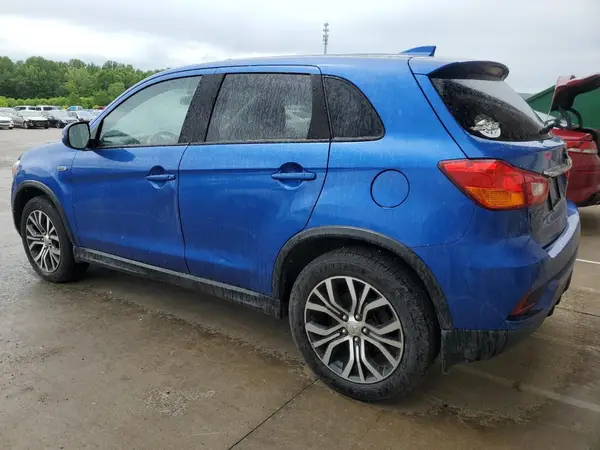 JA4AP3AU4JZ028149 2018 MITSUBISHI OUTLANDER - Image 2