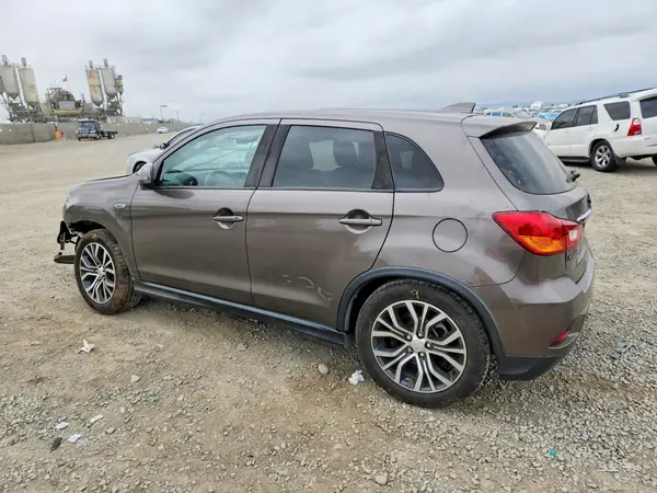 JA4AP3AU4KU002178 2019 MITSUBISHI OUTLANDER - Image 2
