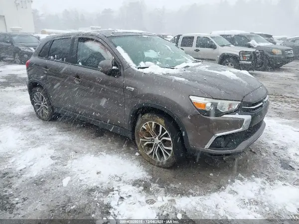 JA4AP3AU4KU008384 2019 MITSUBISHI OUTLANDER - Image 1