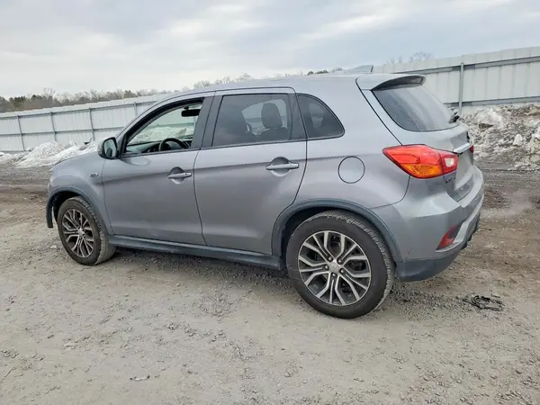 JA4AP3AU4KU011964 2019 MITSUBISHI OUTLANDER - Image 2