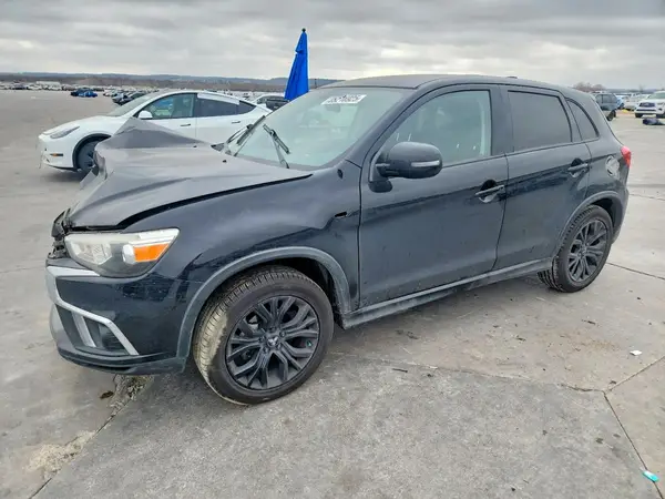 JA4AP3AU4KU015223 2019 MITSUBISHI OUTLANDER - Image 1
