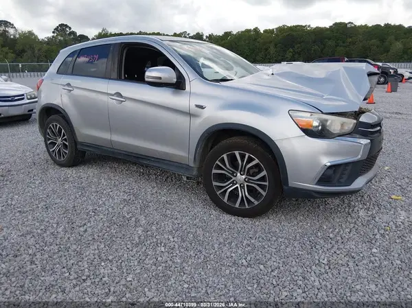 JA4AP3AU4KU016839 2019 MITSUBISHI OUTLANDER - Image 1