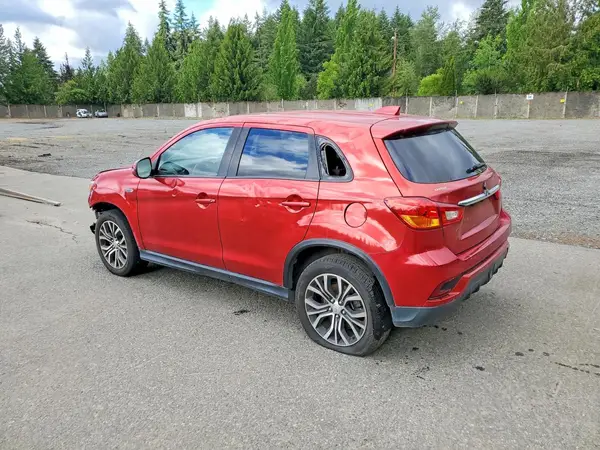 JA4AP3AU4KU018669 2019 MITSUBISHI OUTLANDER - Image 2