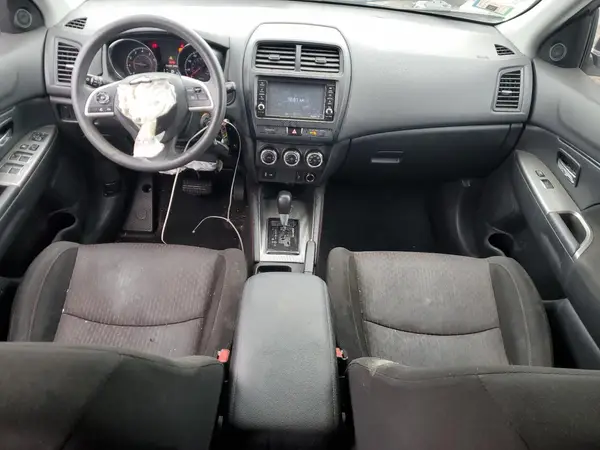 JA4AP3AU4KU020146 2019 MITSUBISHI OUTLANDER - Image 8