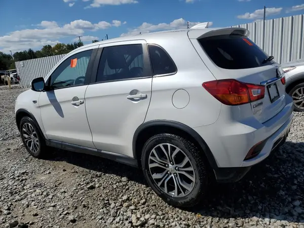 JA4AP3AU4KU026481 2019 MITSUBISHI OUTLANDER - Image 2