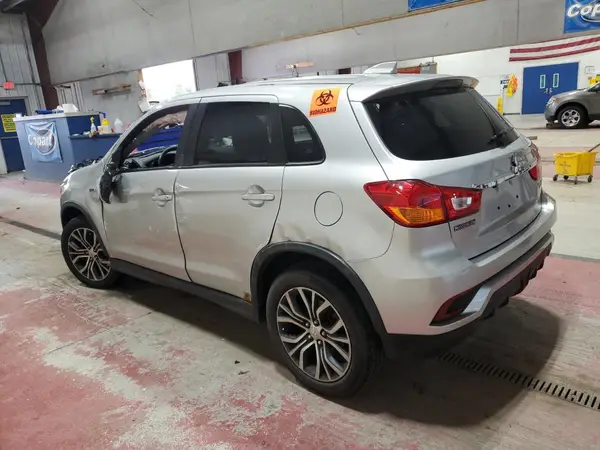 JA4AP3AU4KU028084 2019 MITSUBISHI OUTLANDER - Image 2