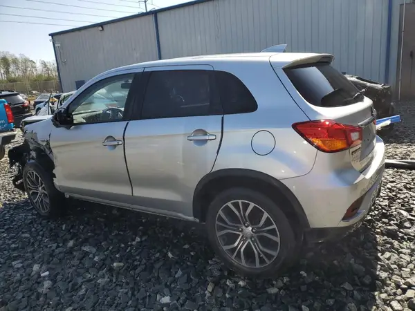 JA4AP3AU4KU033253 2019 MITSUBISHI OUTLANDER - Image 2