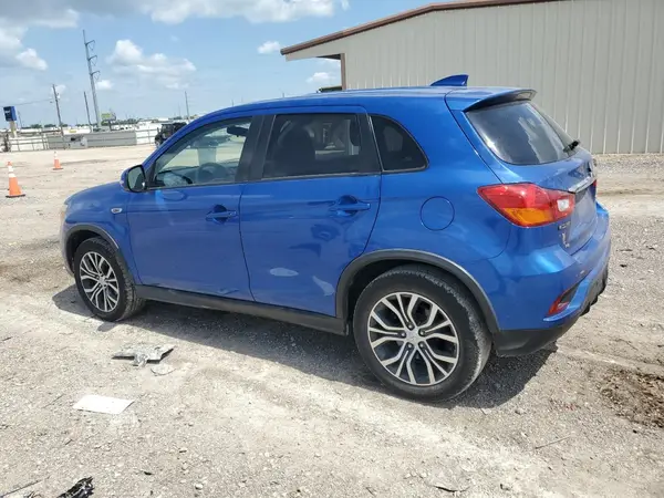 JA4AP3AU4KU034256 2019 MITSUBISHI OUTLANDER - Image 2
