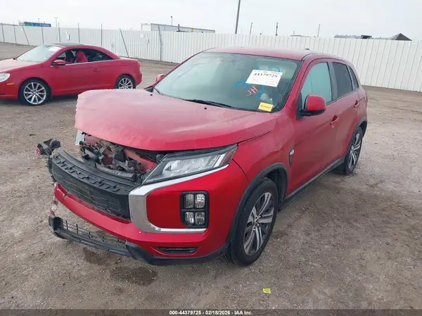 JA4AP3AU4LU001565 2020 MITSUBISHI OUTLANDER - Image 2