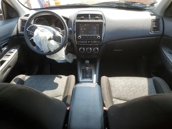 JA4AP3AU4LU004319 2020 MITSUBISHI OUTLANDER - Image 8