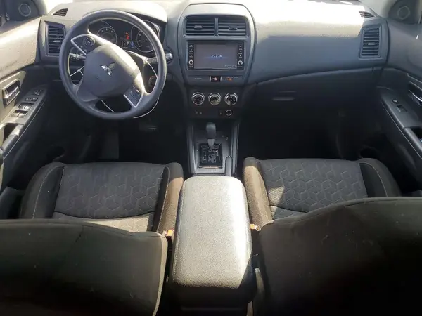 JA4AP3AU4LU007544 2020 MITSUBISHI OUTLANDER - Image 8