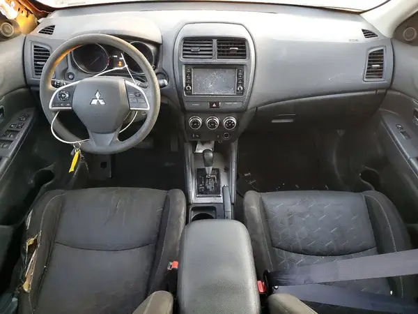 JA4AP3AU4LU008869 2020 MITSUBISHI OUTLANDER - Image 8