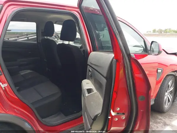 JA4AP3AU4LU012730 2020 MITSUBISHI OUTLANDER - Image 8