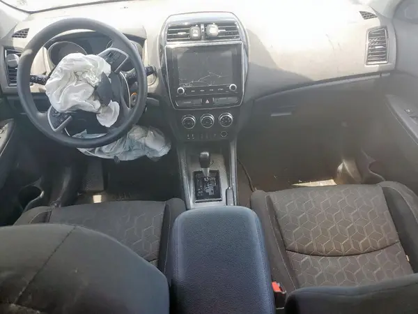 JA4AP3AU4LU016938 2020 MITSUBISHI OUTLANDER - Image 8