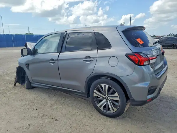 JA4AP3AU4LU017622 2020 MITSUBISHI OUTLANDER - Image 2