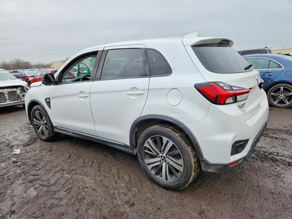 JA4AP3AU4LU020407 2020 MITSUBISHI OUTLANDER - Image 2