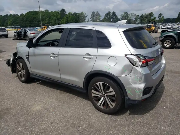 JA4AP3AU4LU021461 2020 MITSUBISHI OUTLANDER - Image 2