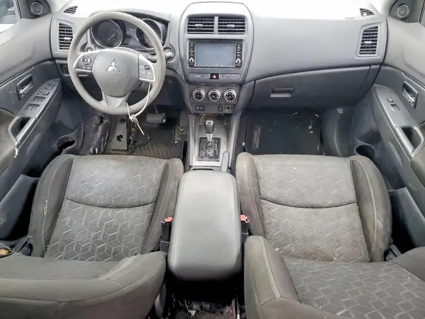 JA4AP3AU4LU030449 2020 MITSUBISHI OUTLANDER - Image 8