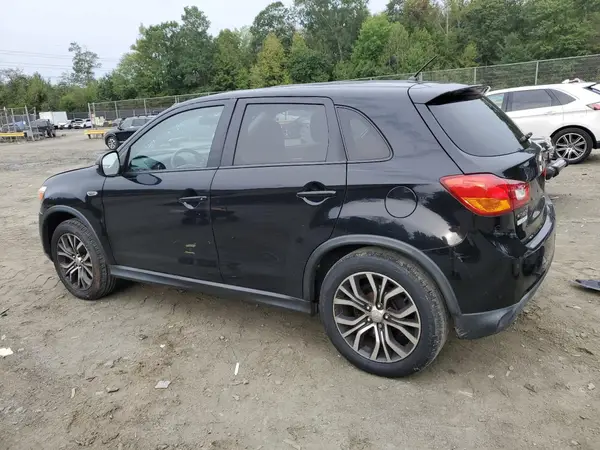 JA4AP3AU5GZ025771 2016 MITSUBISHI OUTLANDER - Image 2