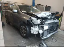 JA4AP3AU5GZ028086 2016 MITSUBISHI OUTLANDER