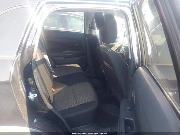 JA4AP3AU5GZ033045 2016 MITSUBISHI OUTLANDER - Image 8