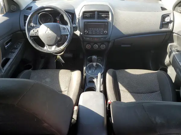 JA4AP3AU5GZ060892 2016 MITSUBISHI OUTLANDER - Image 8